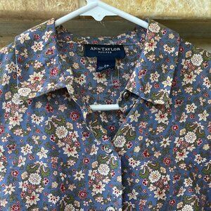 Ann Taylor Button Up Floral Sleeveless Top